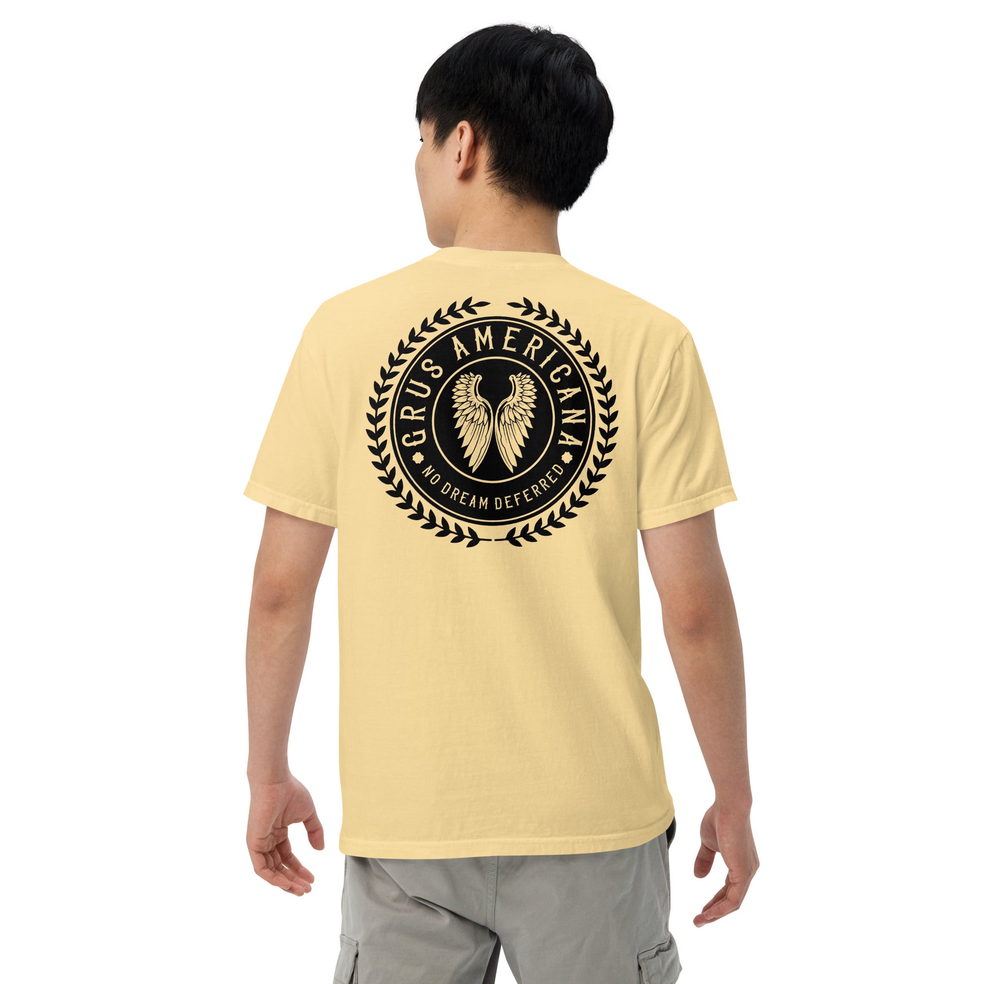 Men’s garment-dyed heavyweight t-shirt