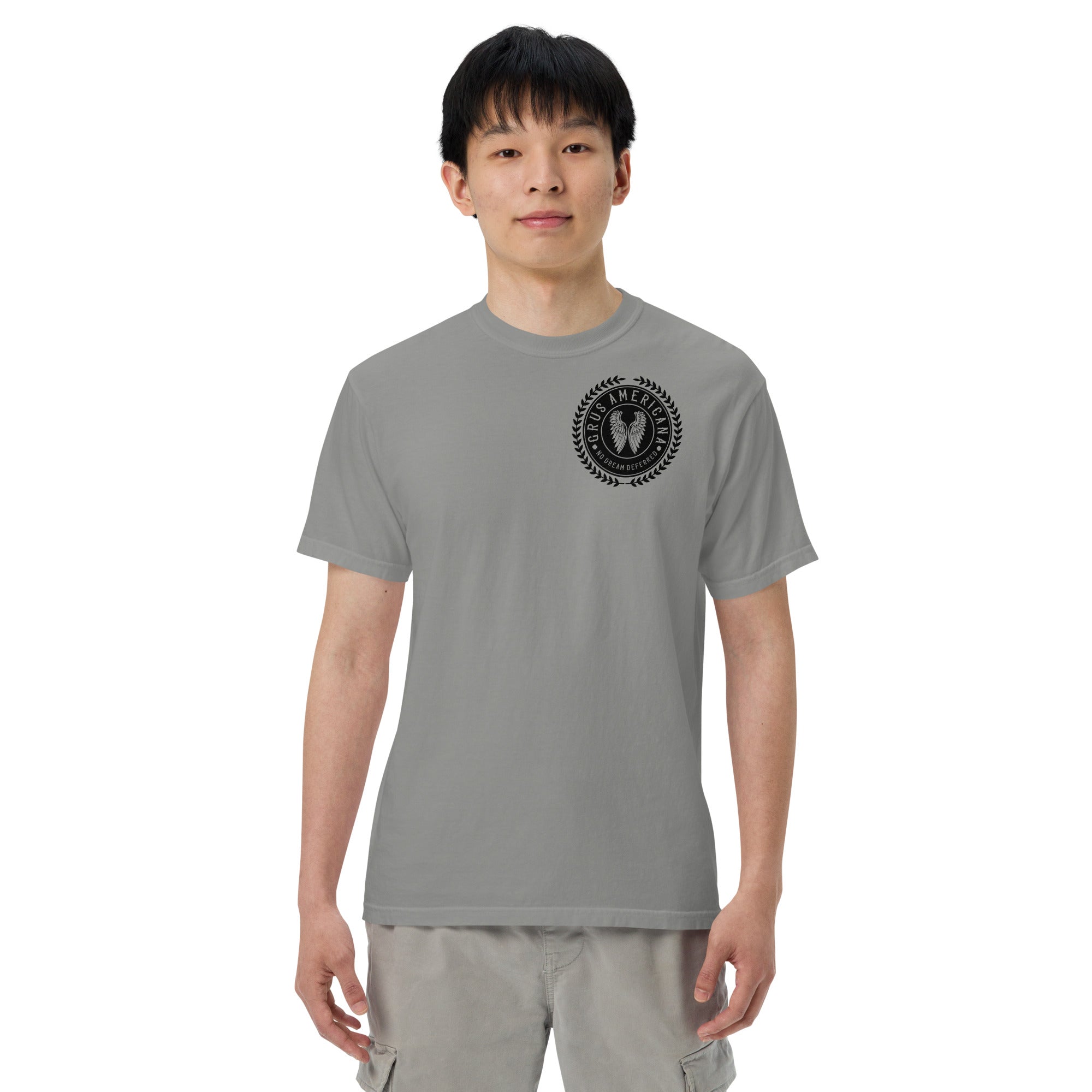 Men’s garment-dyed heavyweight t-shirt