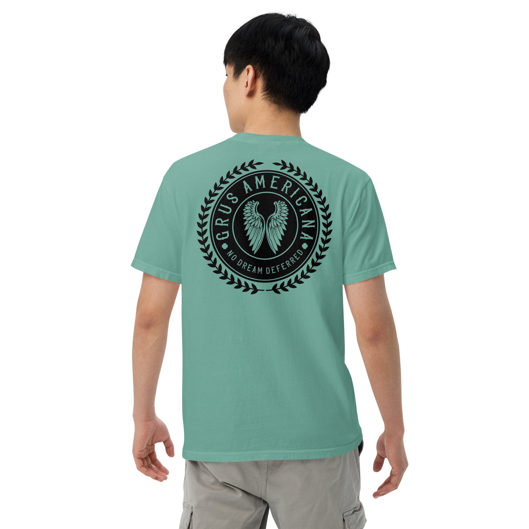 Men’s garment-dyed heavyweight t-shirt