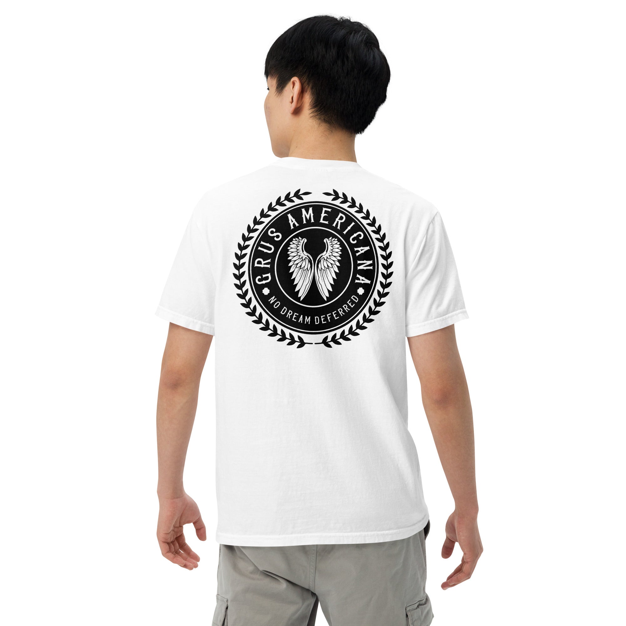 Men’s garment-dyed heavyweight t-shirt