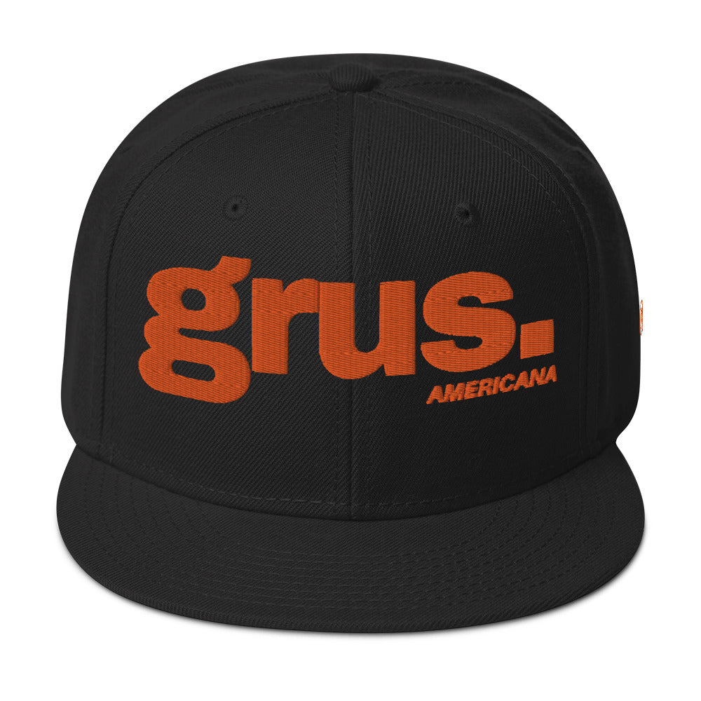 Grus Hat