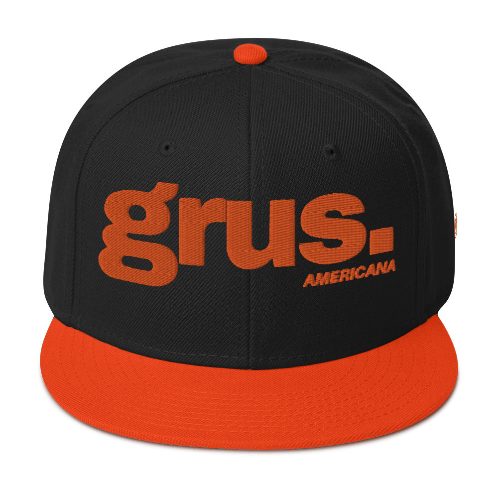 Grus Hat